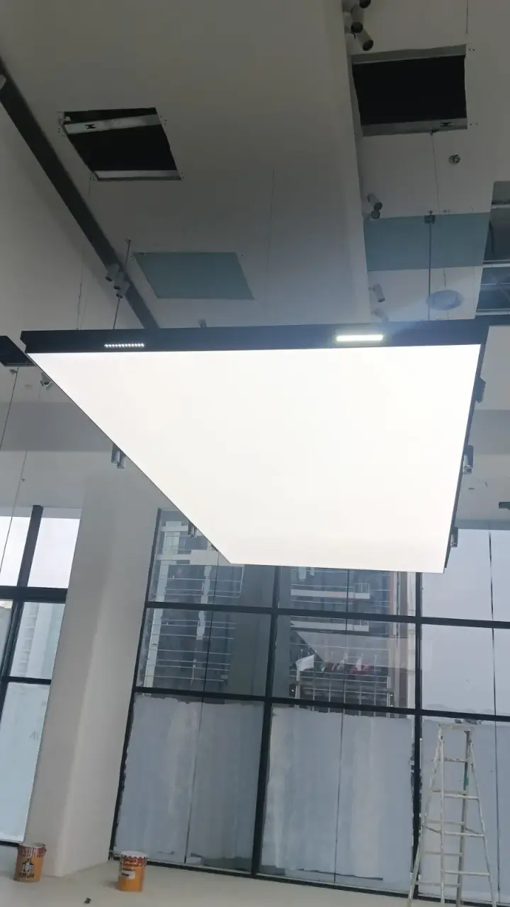 Cherry Car Showroom — image 2