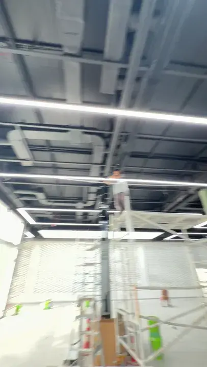 SB9 Car Showroom — video 1