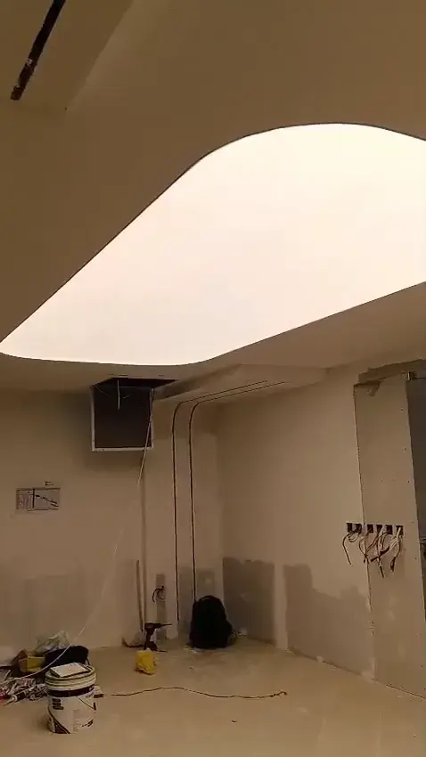 Emirates Flight Catering — video 1